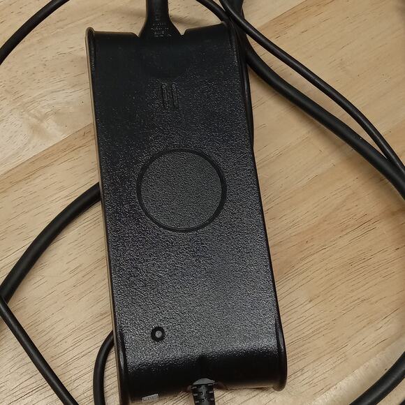 Replacement AC Adapter PA-10 Family 19.5V 100-240V 2.5A - Picture 6 of 6